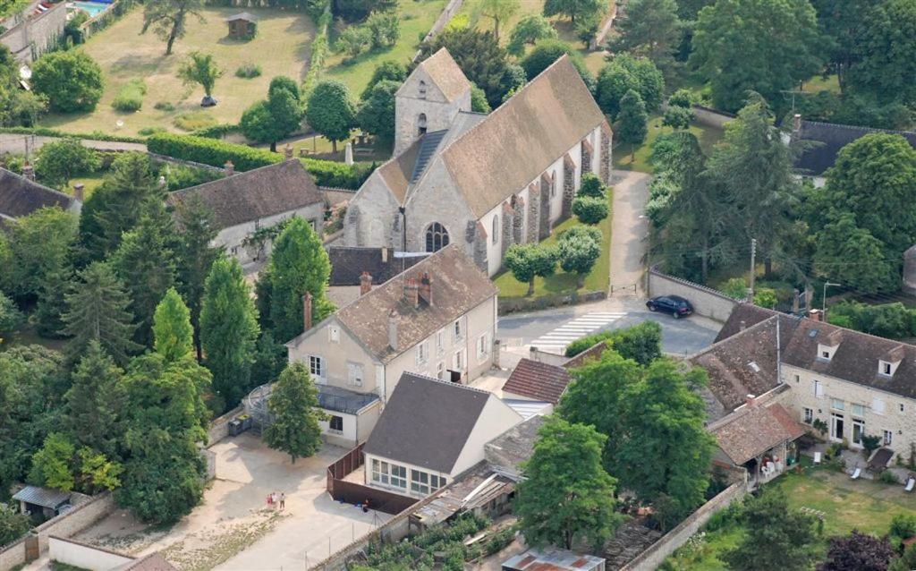 Maison De Charme En Foret De Fontainebleau Recloses Exterior photo